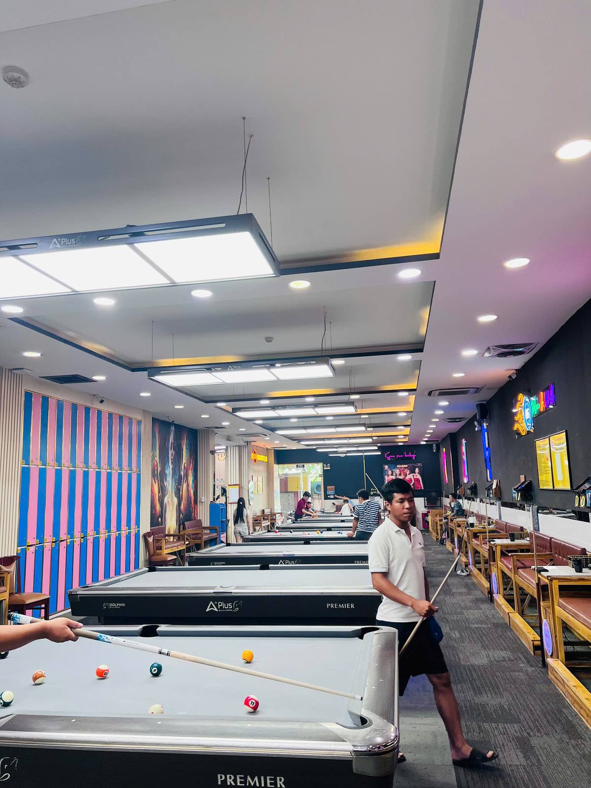 Khu Arena — 86 Luxury Billiards 1