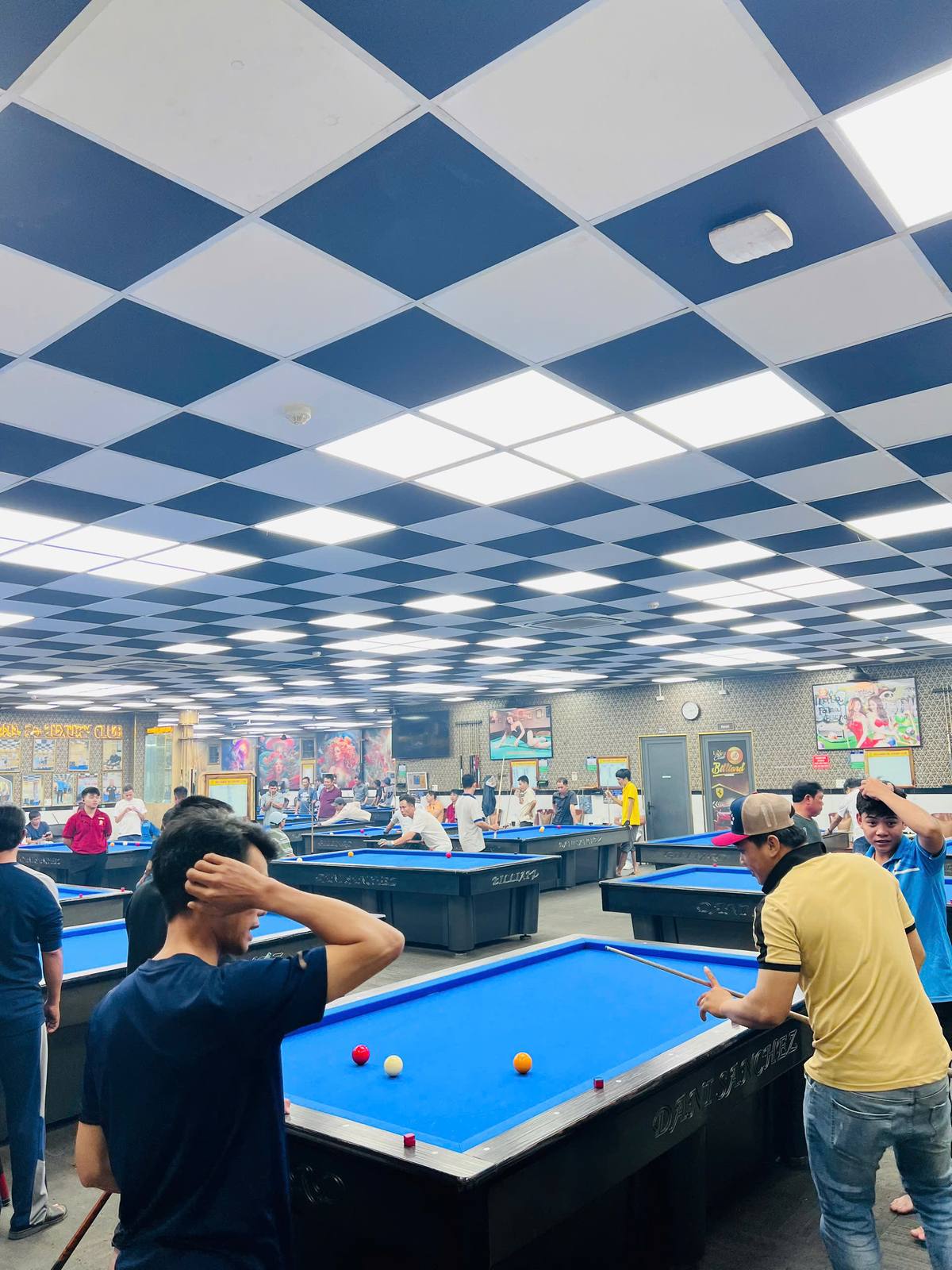 Khu C — 86 Luxury Billiards 2