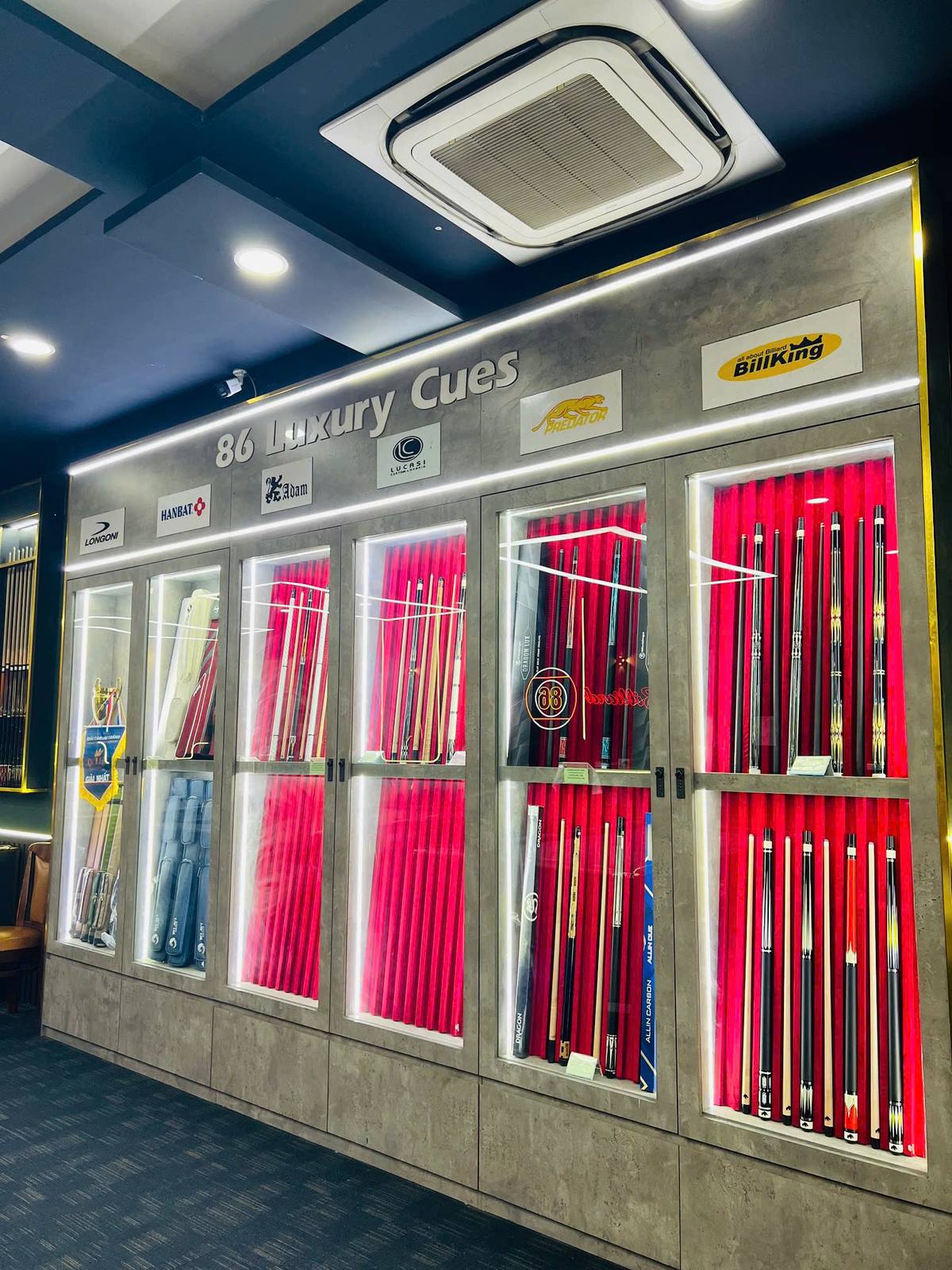 Tủ cơ 86 Luxury Cues — 86 Luxury Billiards 4