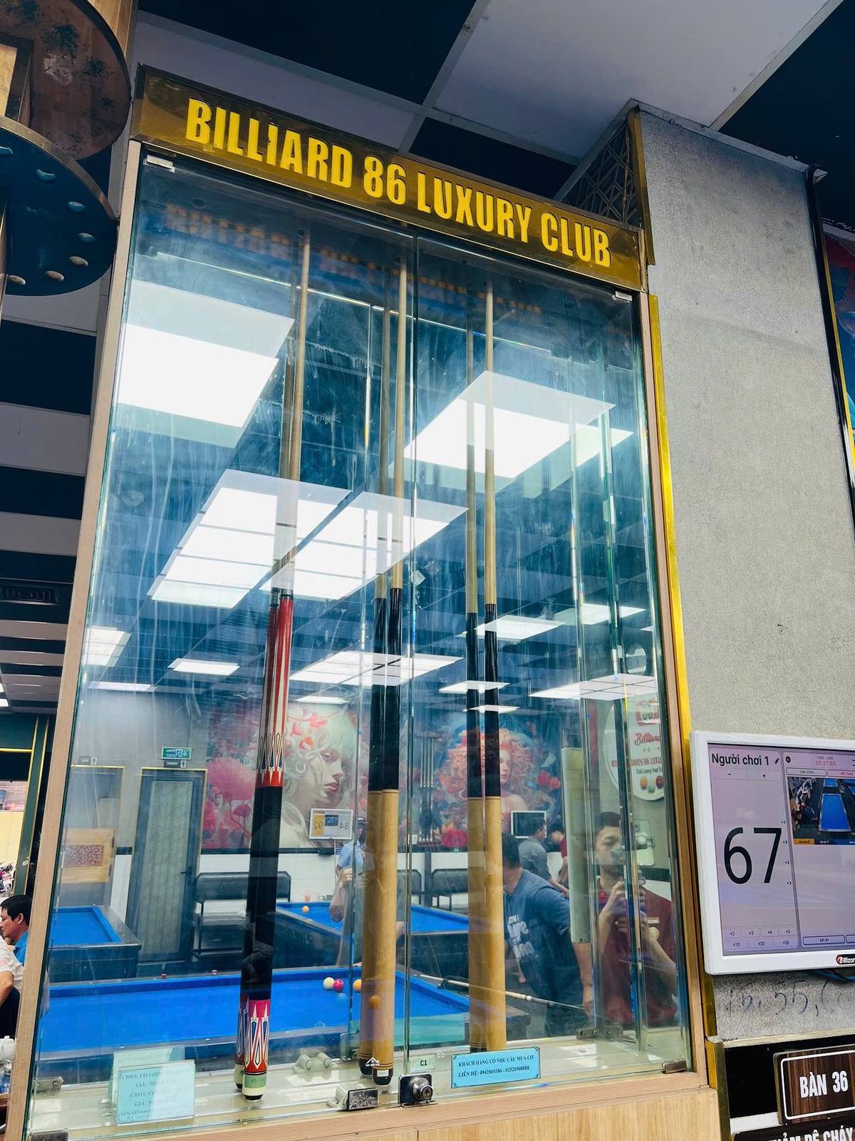 Tủ cơ 86 Luxury Cues — 86 Luxury Billiards 8