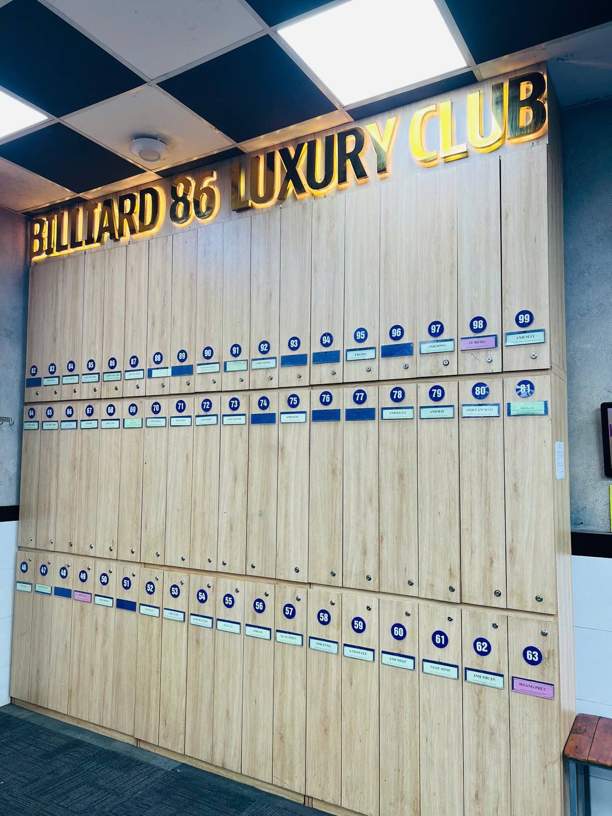 Tủ cơ 86 Luxury Cues — 86 Luxury Billiards 15