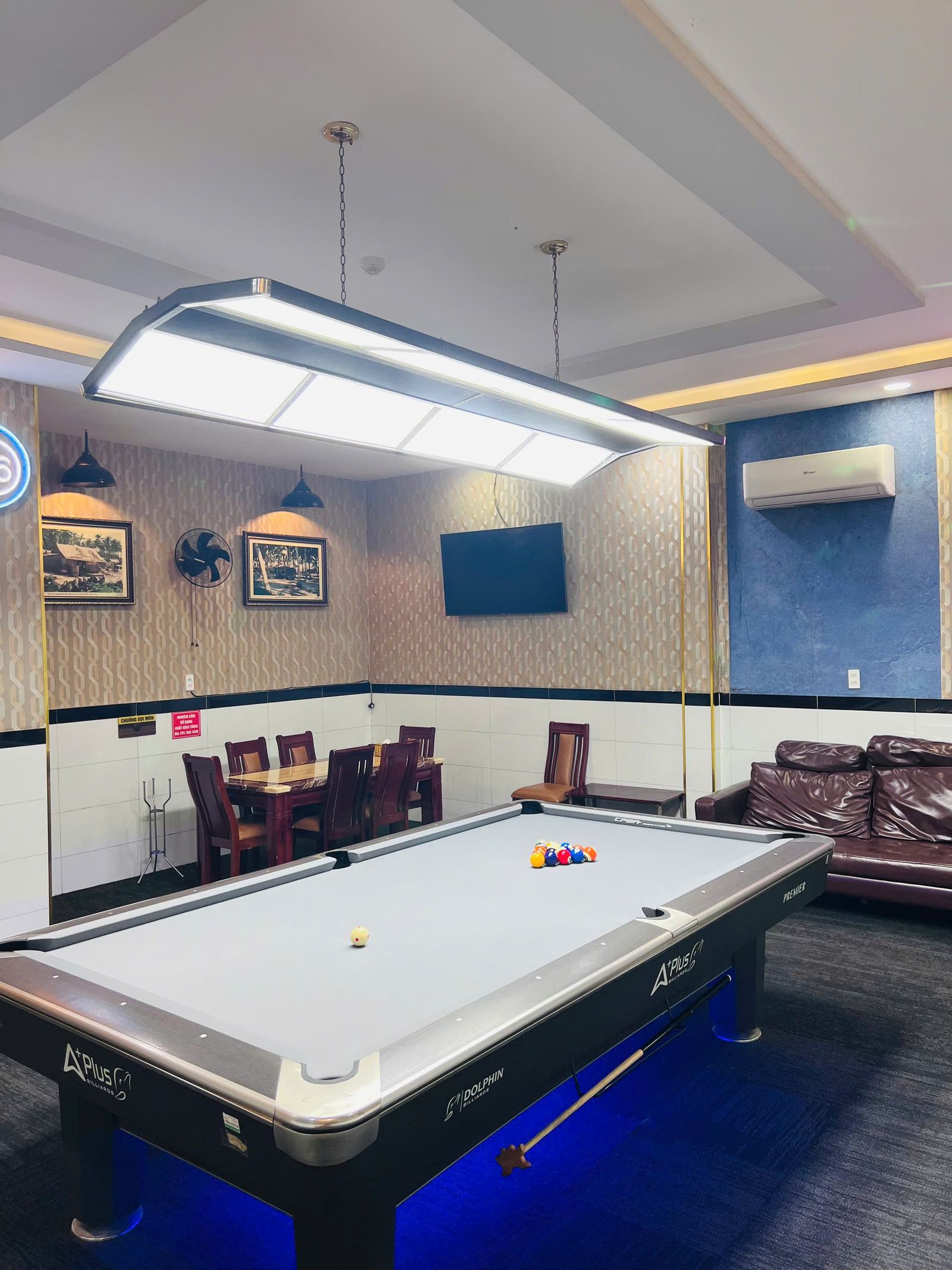 Phòng VIP Pool 86 Luxury Billiards